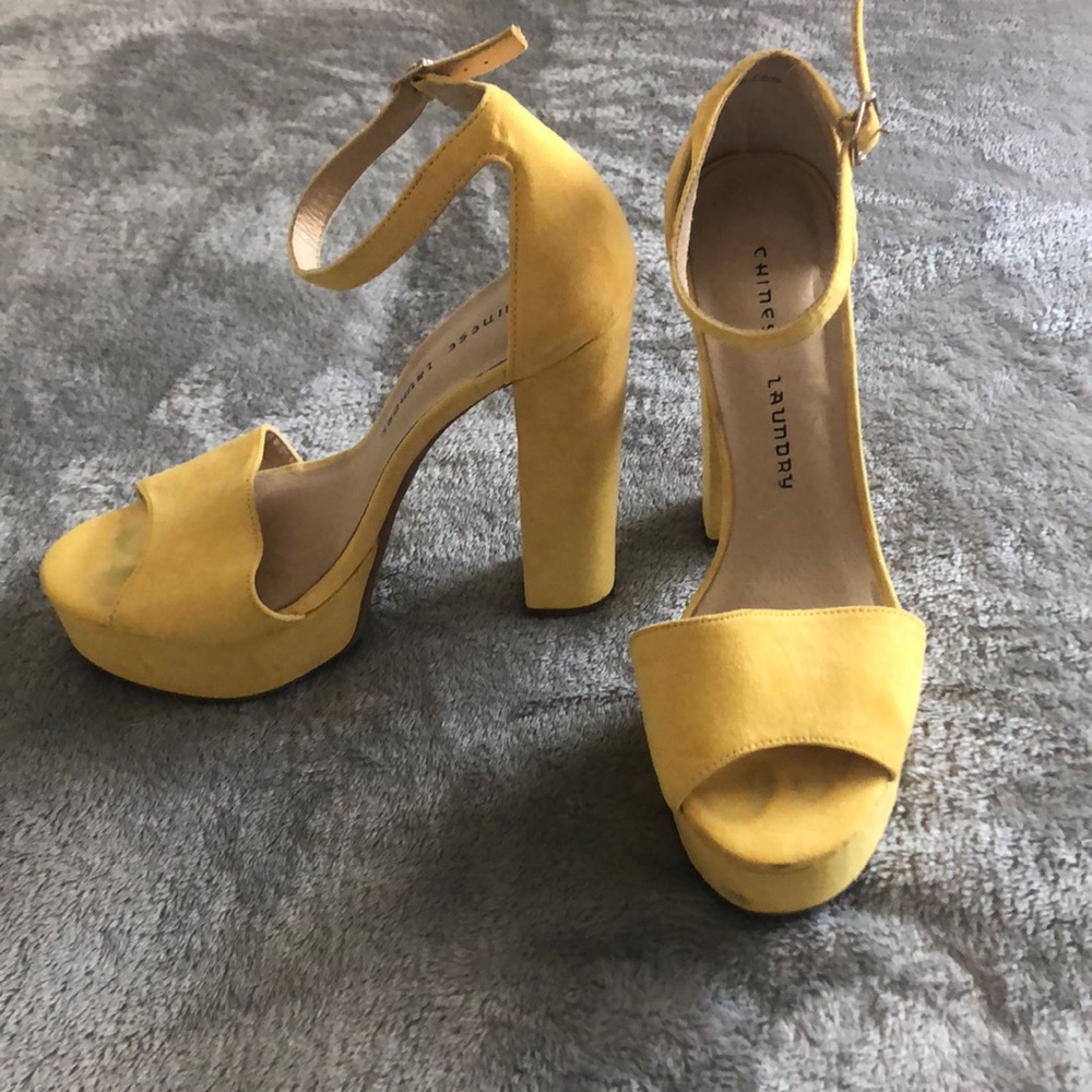 Chinese Laundry Yellow Heels!